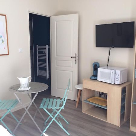Chambre Dans Dependance Maison De Ville + Abri Velos Saumur Buitenkant foto