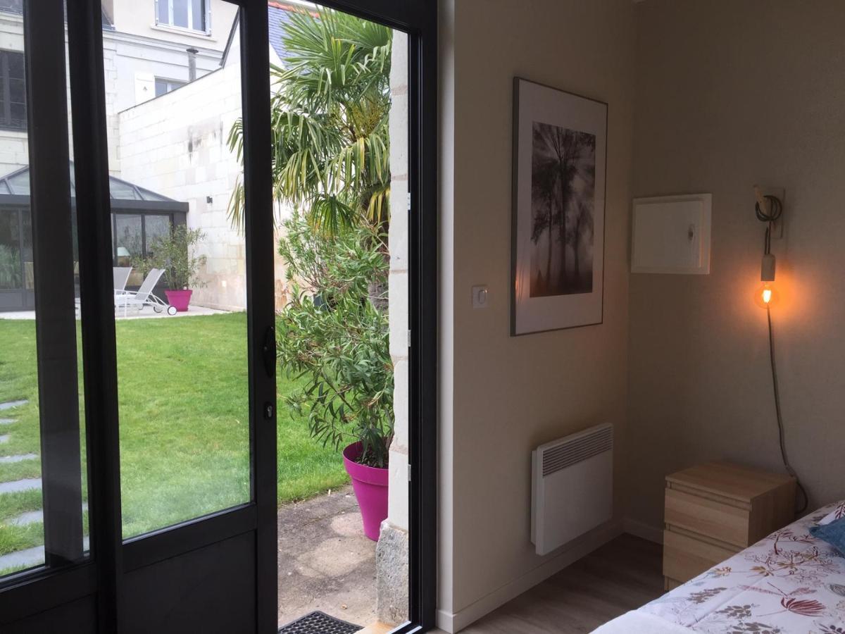 Chambre Dans Dependance Maison De Ville + Abri Velos Saumur Buitenkant foto